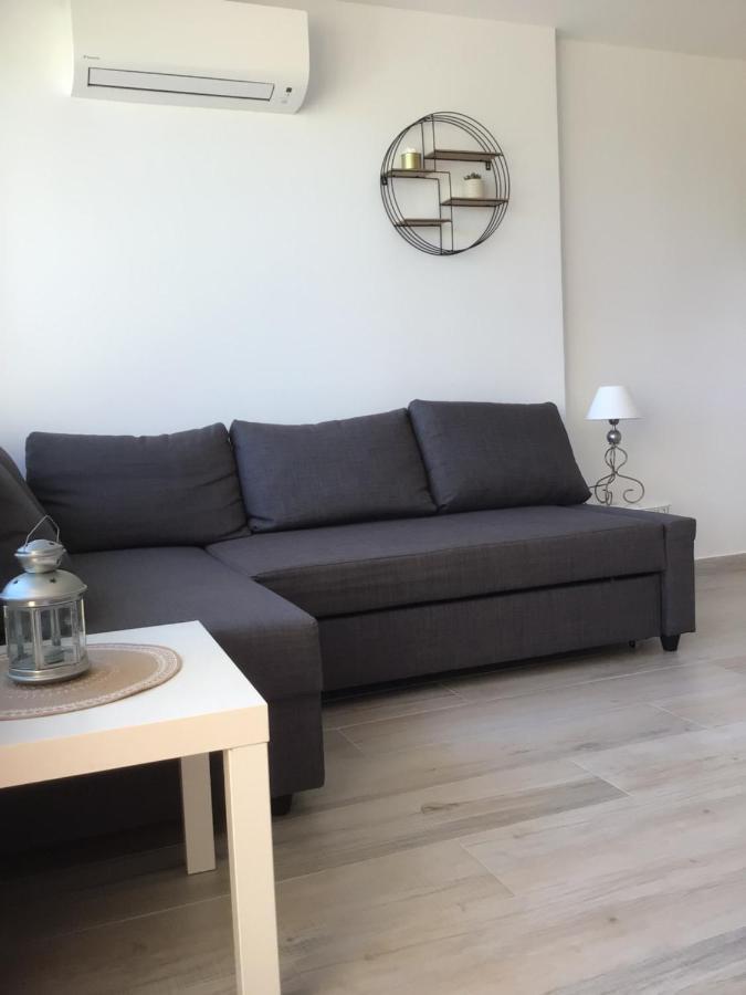 Appartement Pieds Dans L'Eau Vue Mer Bormes Les Mimosas Exterior photo