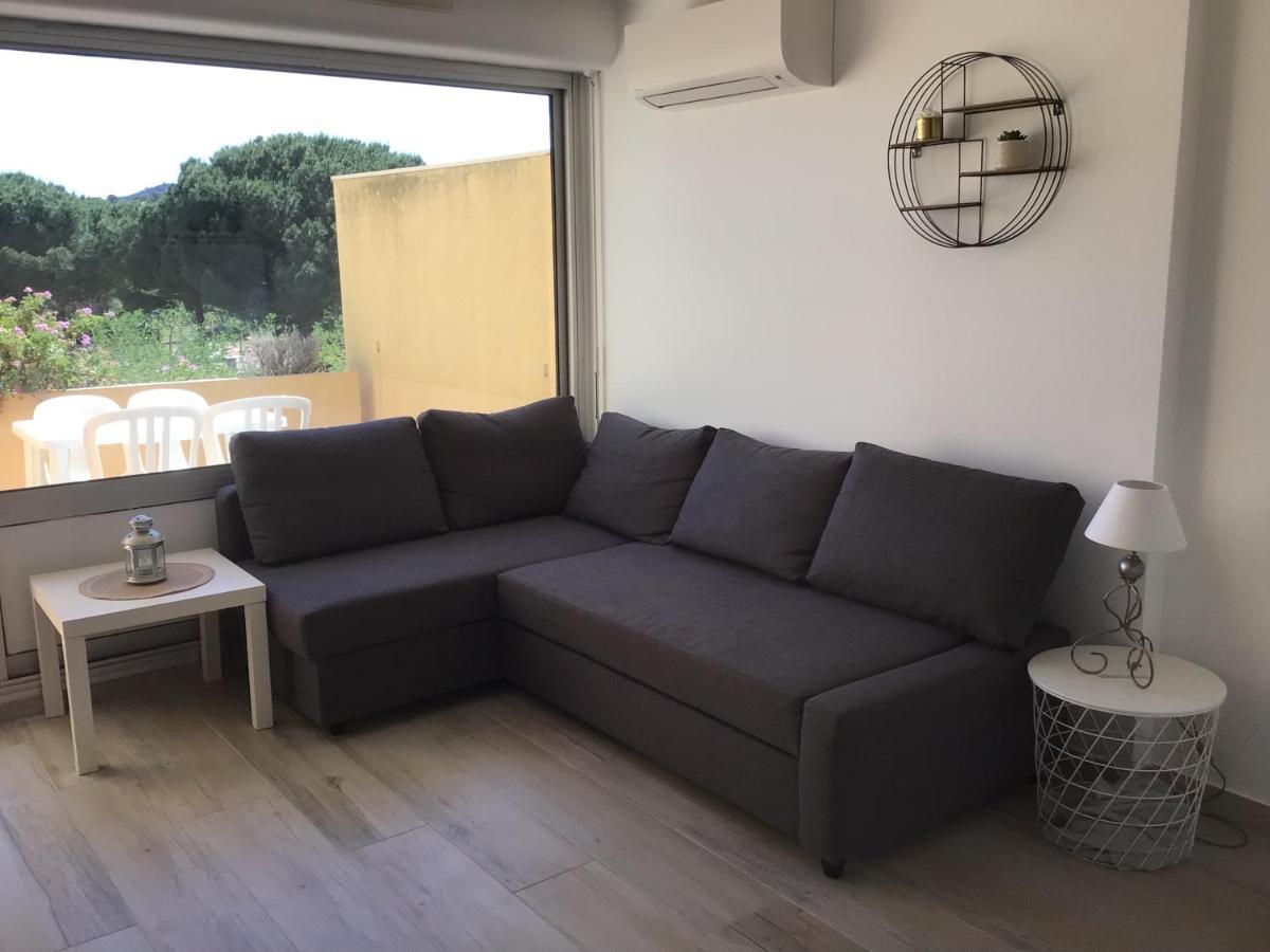 Appartement Pieds Dans L'Eau Vue Mer Bormes Les Mimosas Exterior photo